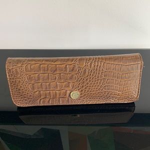 Isaac Mizrahi brown crock embossed clutch